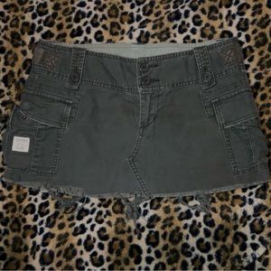 Y2k Abercrombie & Fitch mini skirt